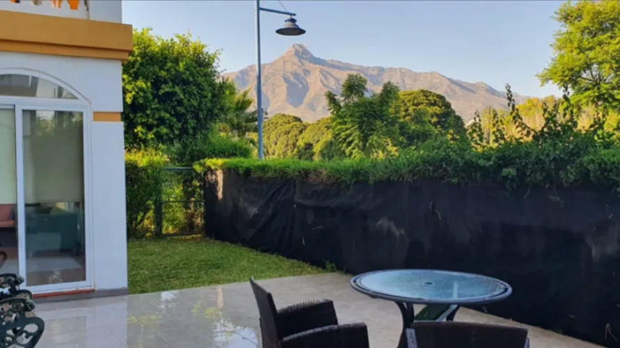 Apartamento de 3 dormitorios en Nueva Andalucía, Spain No. 627 № 11