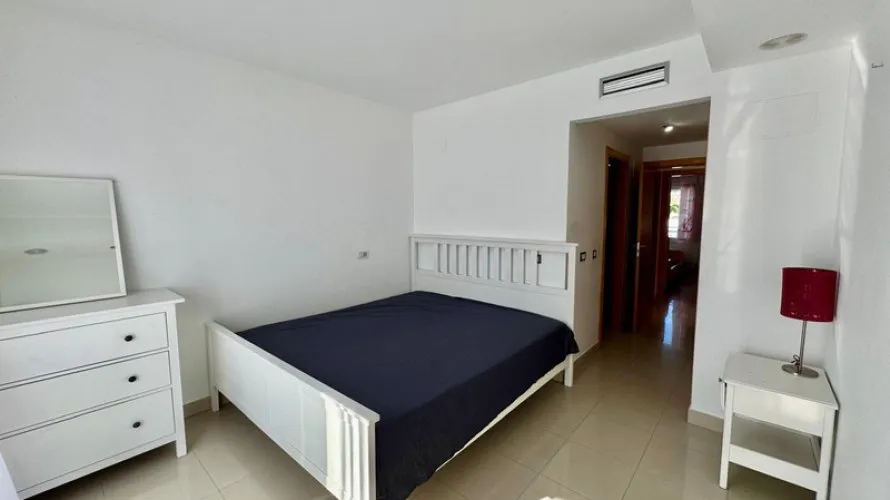Apartamento de 2 dormitorios en Cortes (San Pedro De Alcantara), Spain No. 479 № 12