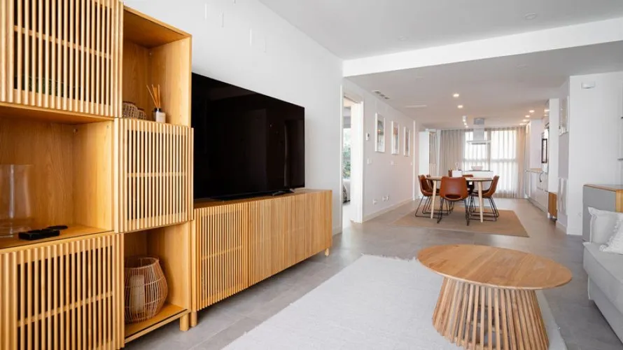 Apartamento de 2 dormitorios en Benalmádena, Spain No. 536 № 5