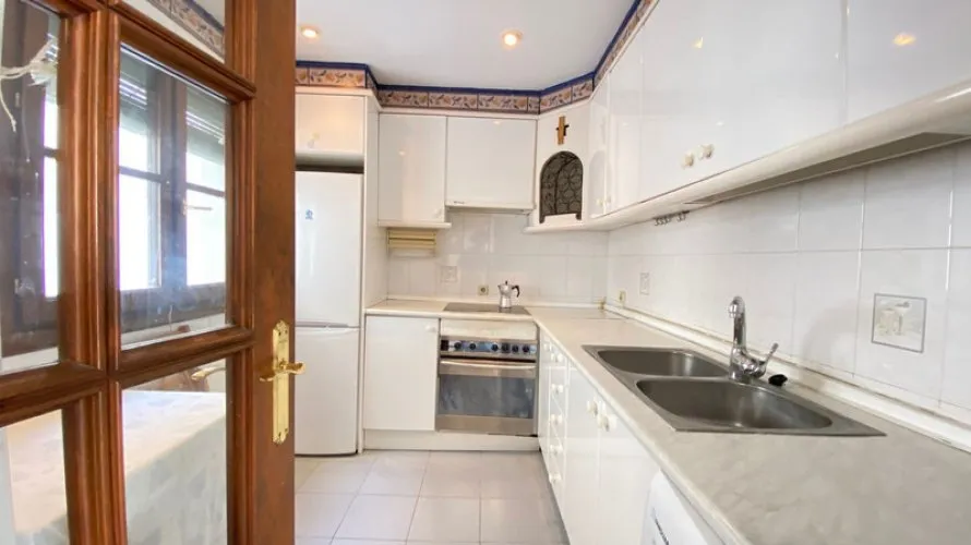 Dúplex de 3 dormitorios en Marbella, Spain No. 624 № 17