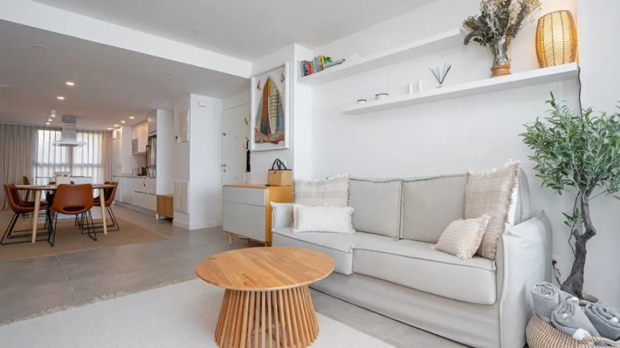 Apartamento de 2 dormitorios en Benalmádena, Spain No. 536 № 4