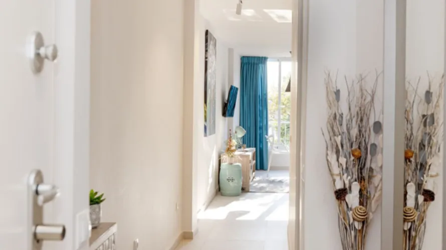 Apartamento de 2 dormitorios en Nueva Andalucía, Spain No. 799 № 12