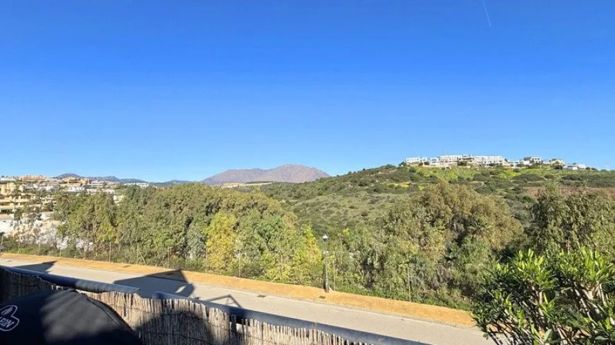 Apartamento de 2 dormitorios en Casares, Spain No. 572 № 20