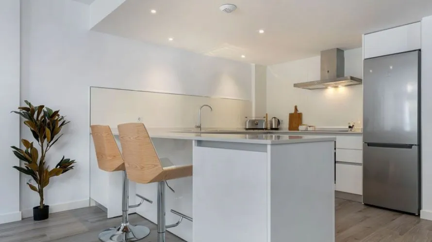 Dúplex de 3 dormitorios en Benahavís, Spain No. 670 № 13