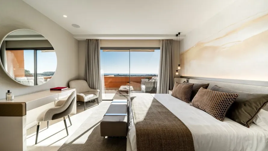 Apartamento de 4 dormitorios en Nueva Andalucía, Spain No. 245 № 14