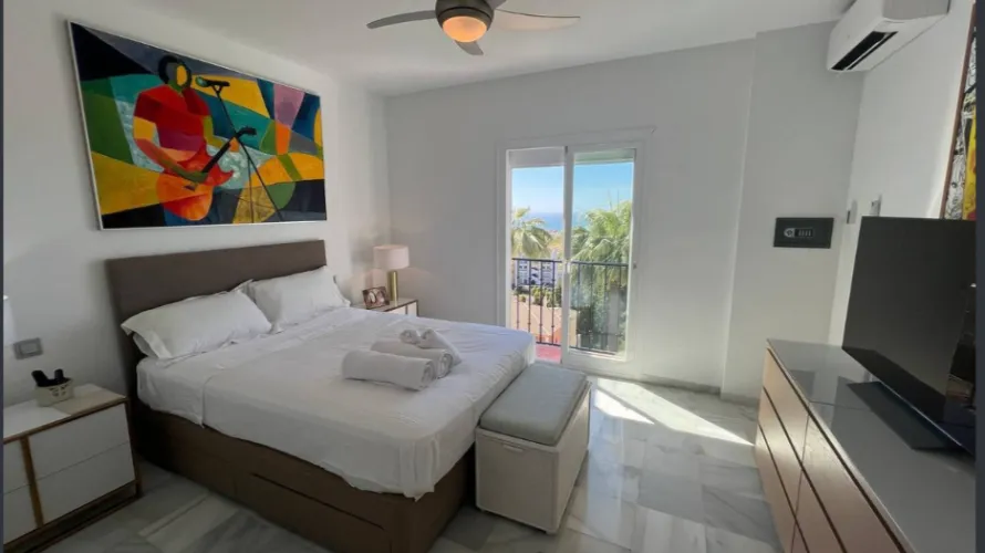 Dúplex de 4 dormitorios en Mijas Costa, Spain No. 740 № 11