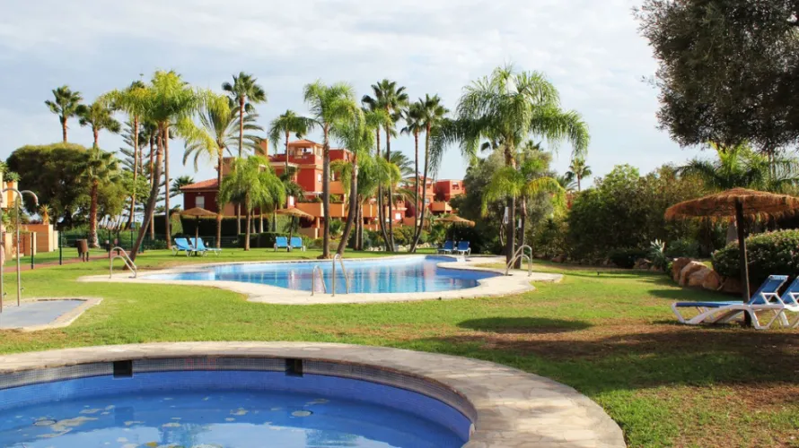 Ático de 2 dormitorios en Marbella, Spain No. 429