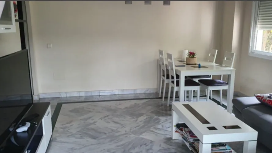 Apartamento de 3 dormitorios en Nueva Andalucía, Spain No. 627 № 8