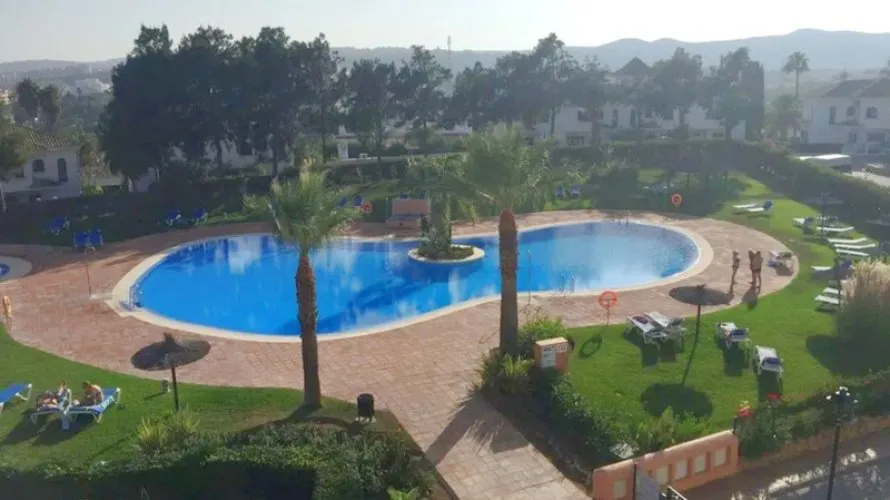 Apartamento de 2 dormitorios en Manilva, Spain No. 560 № 11