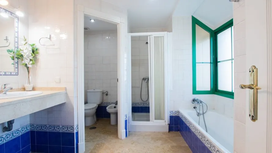 Dúplex de 3 dormitorios en Casares, Spain No. 279 № 19