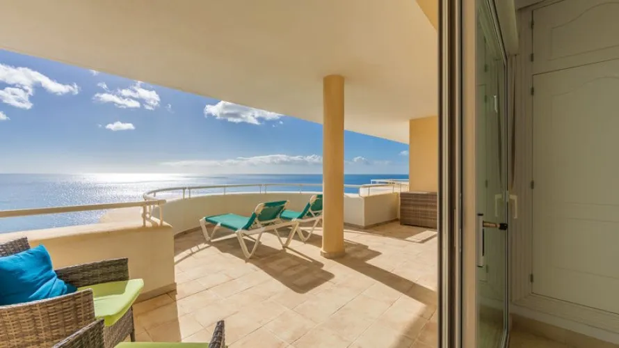 Ático de 3 dormitorios en Estepona, Spain No. 558 № 17