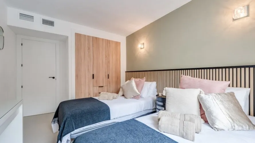 Apartamento de 3 dormitorios en Nueva Andalucía, Spain No. 795 № 25