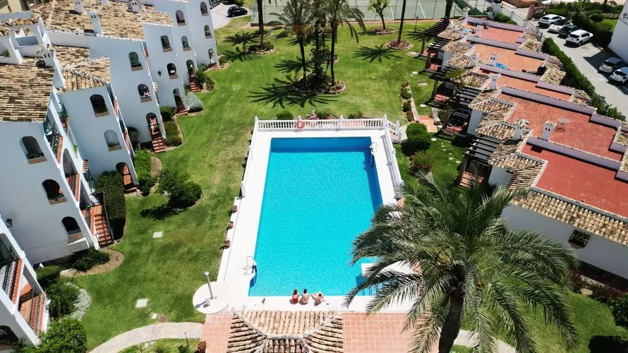 Apartamento de 2 dormitorios en Mijas Costa, Spain No. 679 № 7