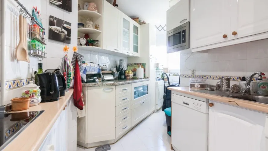 Apartamento de 2 dormitorios en Estepona, Spain No. 400 № 7