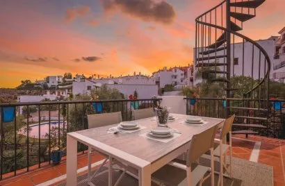 Apartamento de 2 dormitorios en Benahavís, Spain No. 290