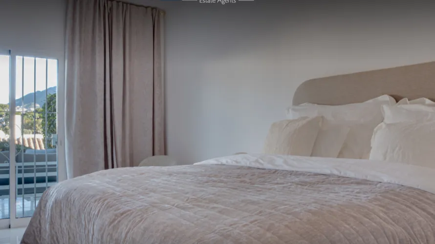 Apartamento de 3 dormitorios en Nueva Andalucía, Spain No. 663 № 9