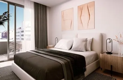 Apartamento de 3 dormitorios en Living Estepona Torrevieja, Spain No. 835