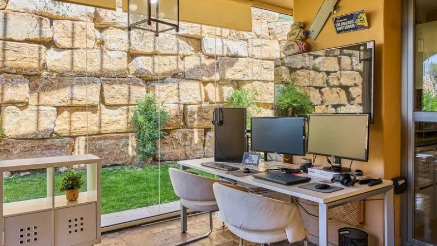 Apartamento de 3 dormitorios en Benahavís, Spain No. 673 № 4