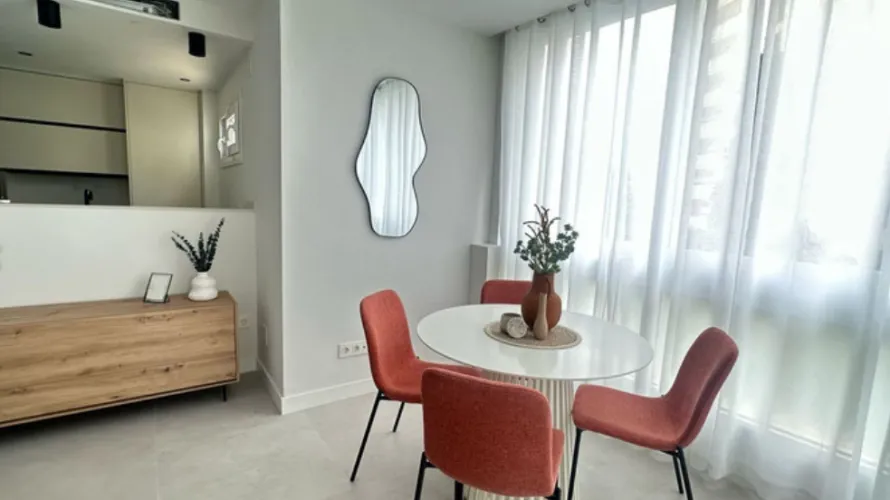 Apartamento de 1 dormitorio en Marbella, Spain No. 635 № 1