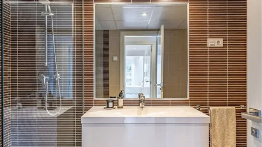 Apartamento de 2 dormitorios en La Quinta, Spain No. 549 № 4