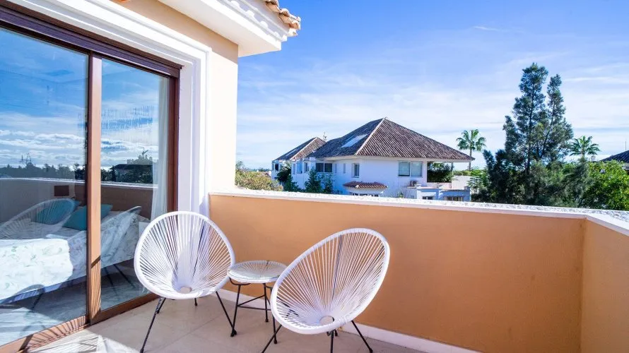 Dúplex de 4 dormitorios en Marbella, Spain No. 177 № 9