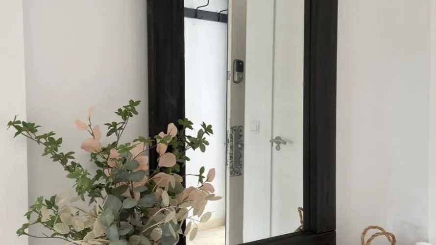 Apartamento de 1 dormitorio en Marbella, Spain No. 468 № 3