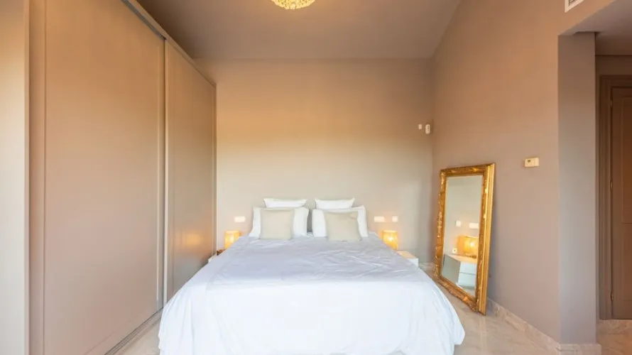 Apartamento de 3 dormitorios en Nueva Andalucía, Spain No. 361 № 9