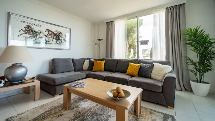 Apartamento de 2 dormitorios en Mijas Costa, Spain No. 733 № 13