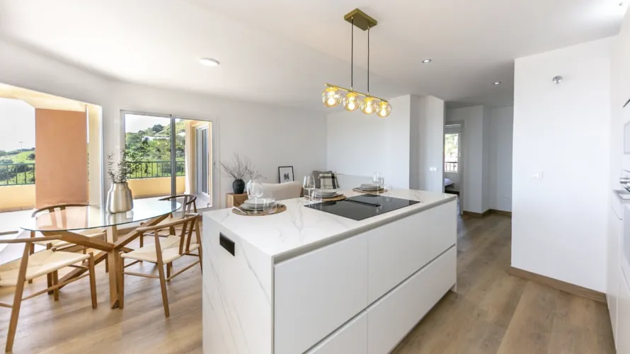 Apartamento de 2 dormitorios en Mijas Costa, Spain No. 630 № 7