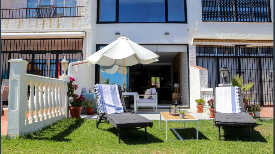 Apartamento de 2 dormitorios en Mijas Costa, Spain No. 402 № 18