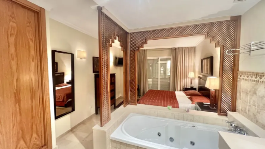 Apartamento de 2 dormitorios en La Cala De Mijas, Spain No. 760 № 15