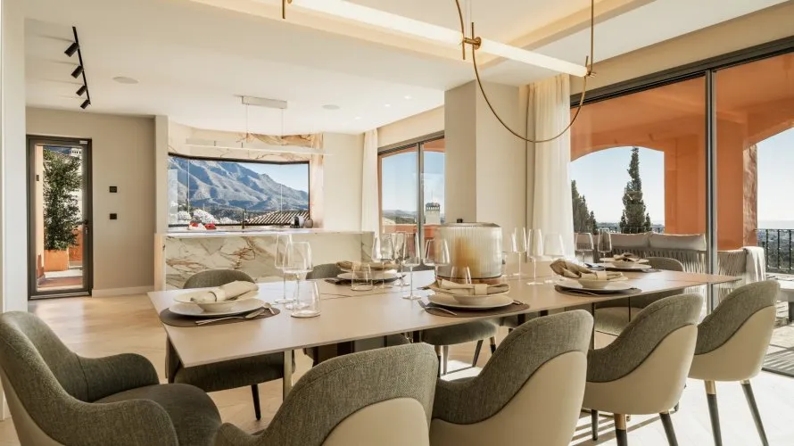 Apartamento de 4 dormitorios en Nueva Andalucía, Spain No. 245 № 25