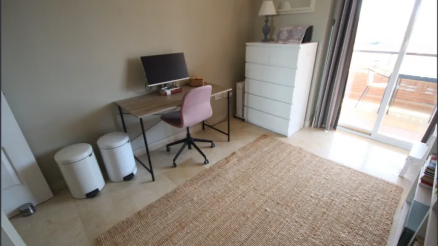 Apartamento de 2 dormitorios en Mijas Costa, Spain No. 748 № 17