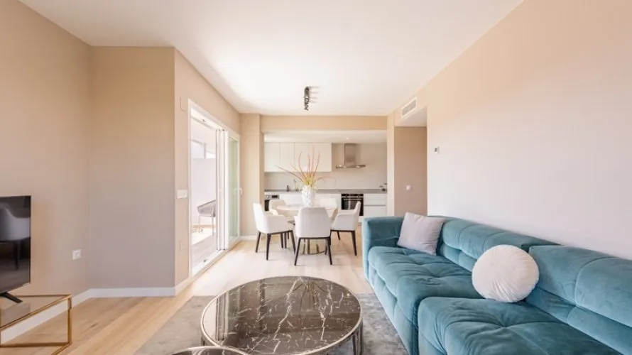 Apartamento de 3 dormitorios en Nueva Andalucía, Spain No. 722 № 5