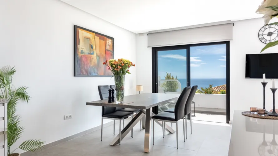 Apartamento de 2 dormitorios en Mijas Costa, Spain No. 469 № 7