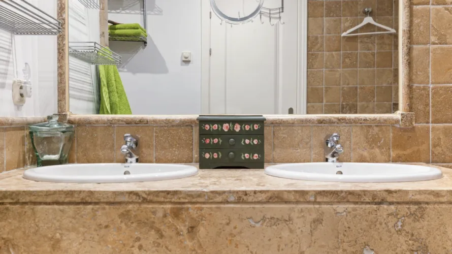 Apartamento de 2 dormitorios en Estepona, Spain No. 520 № 15