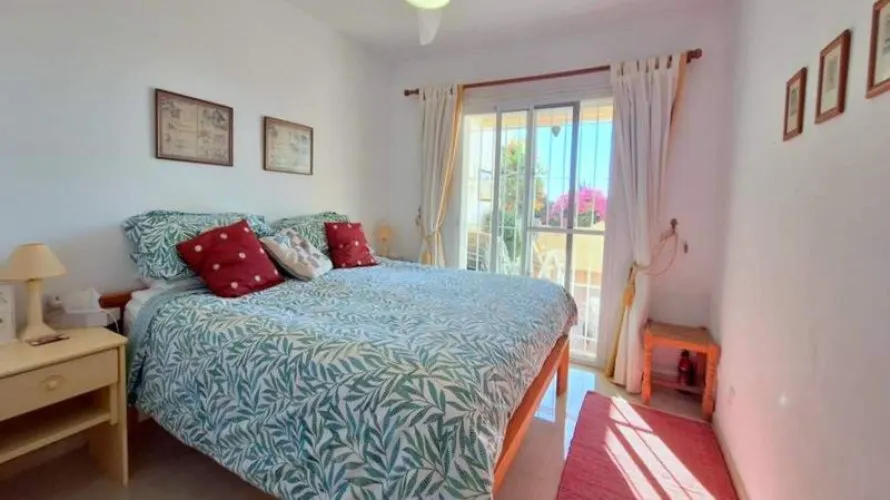 Apartamento de 2 dormitorios en Casares, Spain No. 504