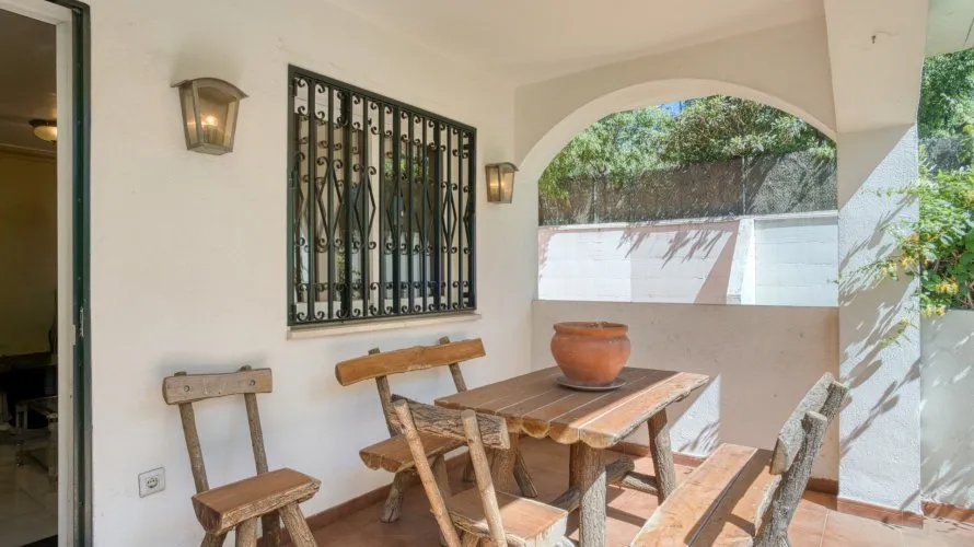 Apartamento de 3 dormitorios en Marbella, Spain No. 699 № 4