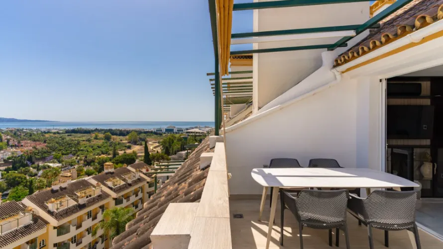 Dúplex de 2 dormitorios en Nueva Andalucía, Spain No. 732 № 4