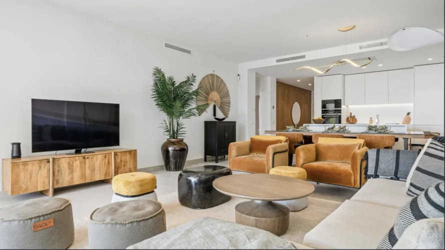 Apartamento de 3 dormitorios en Marbella, Spain No. 481 № 7