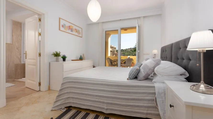 Apartamento de 2 dormitorios en Casares, Spain No. 413 № 20