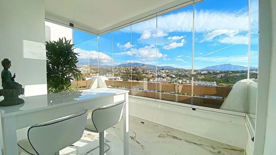 Apartamento de 2 dormitorios en Estepona, Spain No. 639 № 16