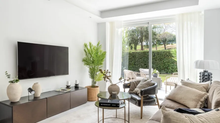 Apartamento de 3 dormitorios en Nueva Andalucía, Spain No. 580 № 9