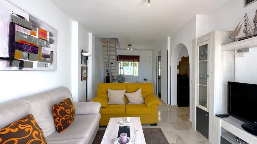 Apartamento de 2 dormitorios en Casares, Spain No. 573 № 19