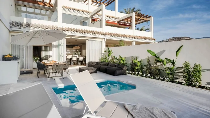 Apartamento de 4 dormitorios en Marbella, Spain No. 344 № 13
