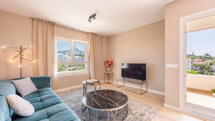 Apartamento de 3 dormitorios en Nueva Andalucía, Spain No. 722 № 4