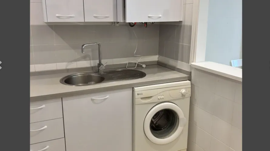 Apartamento de 1 dormitorio en Nueva Andalucía, Spain No. 616 № 2