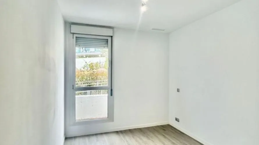 Apartamento de 2 dormitorios en Cancelada, Spain No. 683 № 14