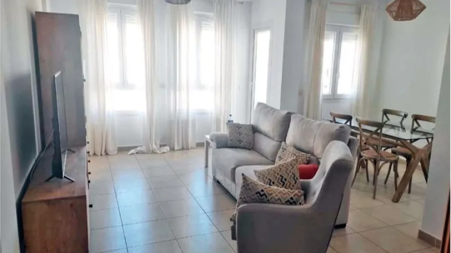 Apartamento de 3 dormitorios en Nueva Andalucía, Spain No. 589 № 1