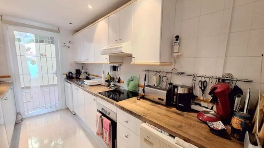 Apartamento de 2 dormitorios en Casares, Spain No. 504 № 11